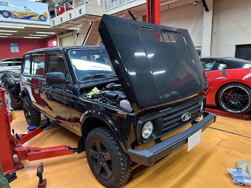 ロシア車 ラーダ・ニーバーが車検整備で入庫